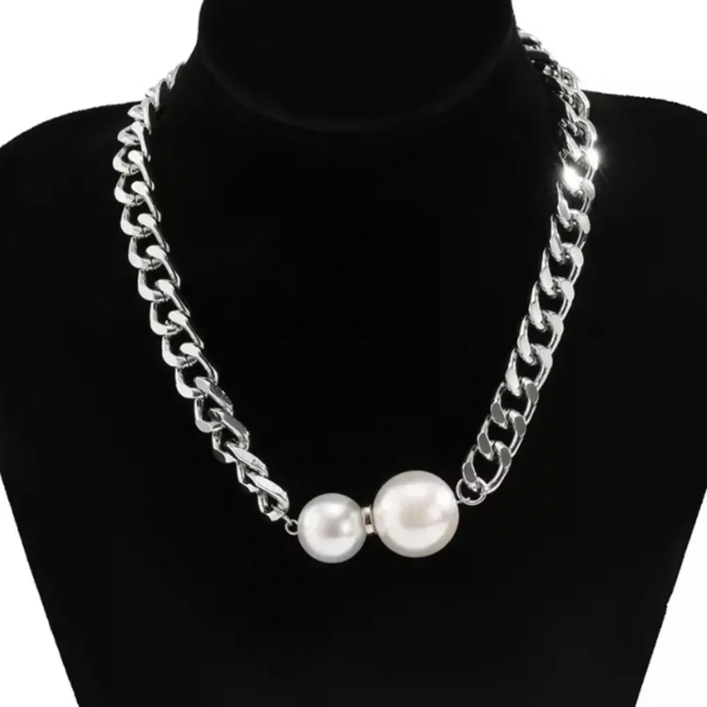 Silver Chunky Necklace Choker - Picture 1 of 2